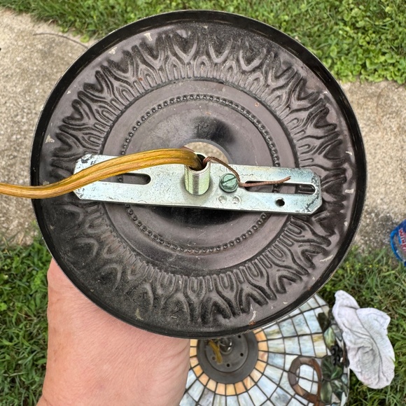 Stained Leaded Glass Grape & Vine Tiffany Style Hanging Light Chandelier 7 Light - Picture 4 of 5